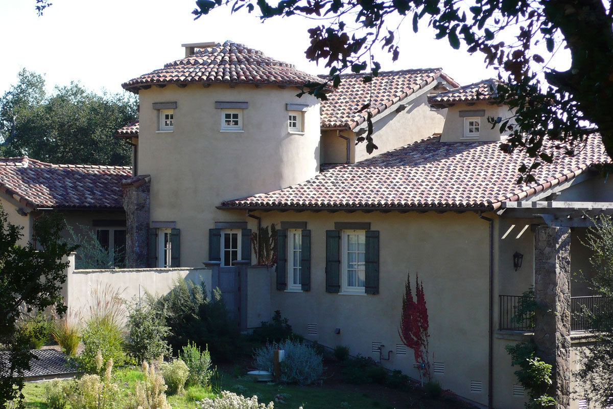 Custom estate tile roof